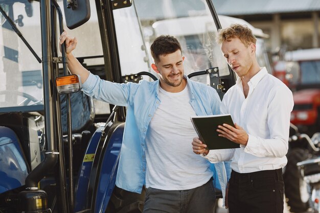 Best ELD Features Trucking Companies Should Look For Before Buying